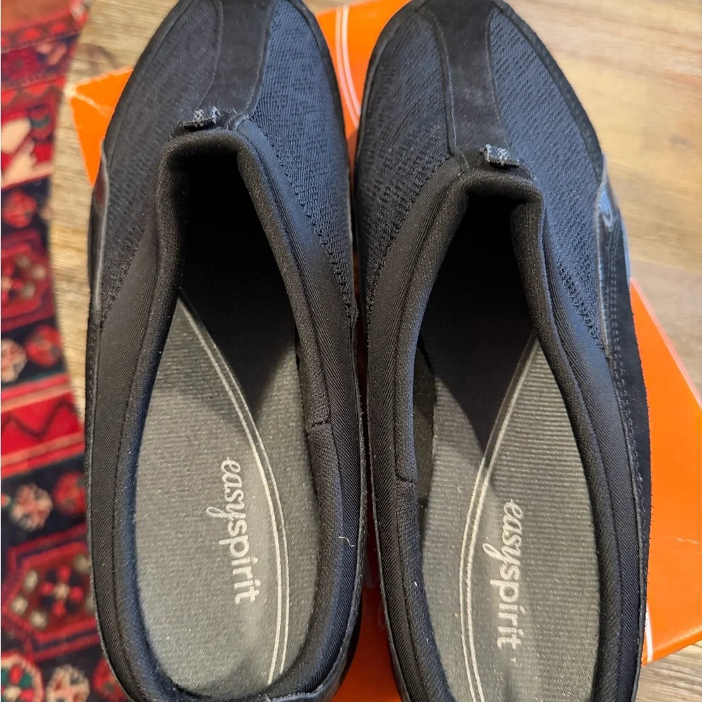 Easy Spirit Black Knit Slip-On Loafers for Women - Picture 3 of 5